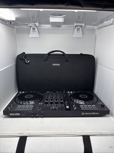 Pioneer DJ DDJ-FLX6 4-deck Rekordbox And Serato DJ Controller - Graphite W/Case