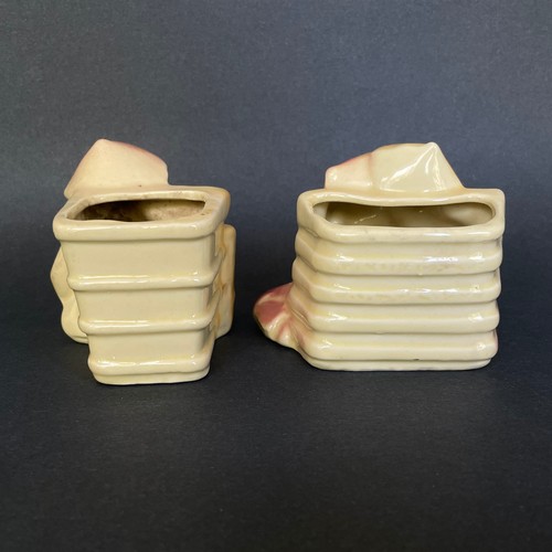 1950s Shawnee Pottery Planters • Asian Couple w/ Mandolin & Reader 573 & 574 USA - Picture 5 of 11