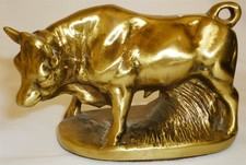 STUNNING VINTAGE SOLID POLISH BRASS BULL FIGURINE STATUE HEAVY FELT LINED