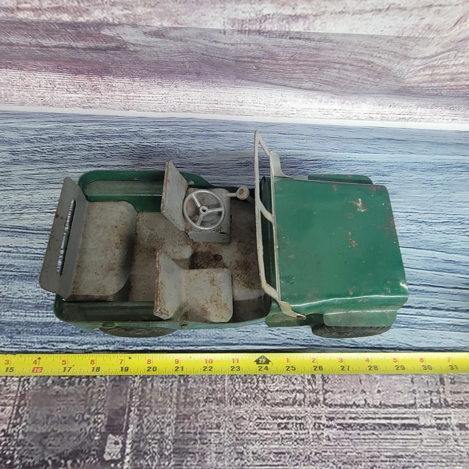 Jeep Willys verde acero prensado Marx Lumar de colección 11" de largo *las luces no funcionan Foto 2 de 4