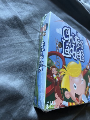 Rare Travel Size Board Game Chutes and Ladders Hasbro Mini Factory Sealed - Picture 3 of 9