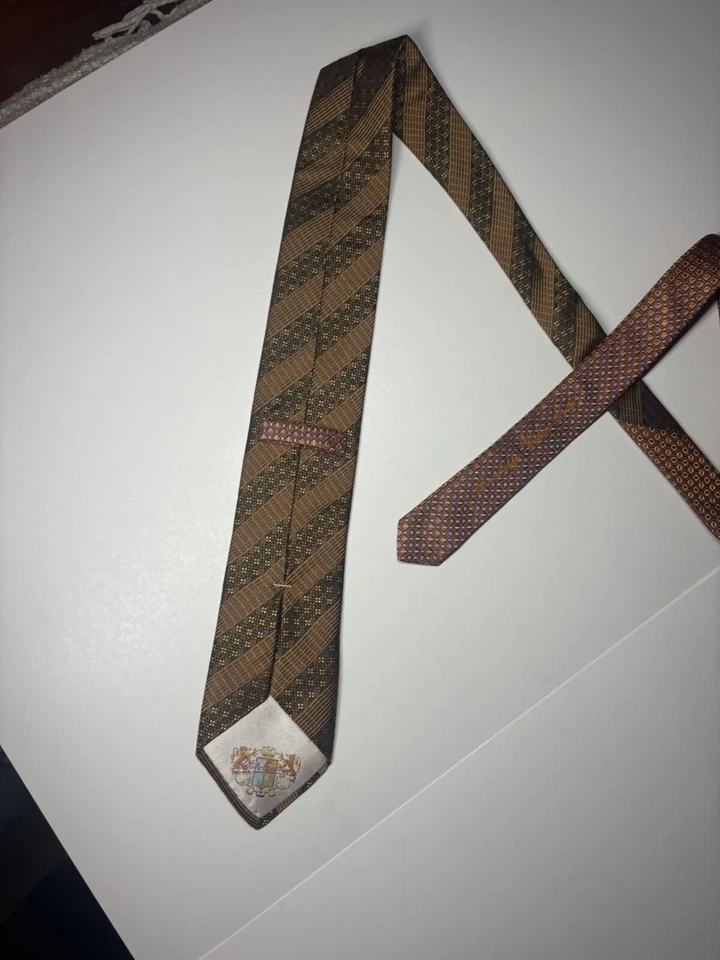 "Corbata Robert Graham para hombre 100 % seda multicolor a rayas floral 61"" de largo" Foto 4 de 4