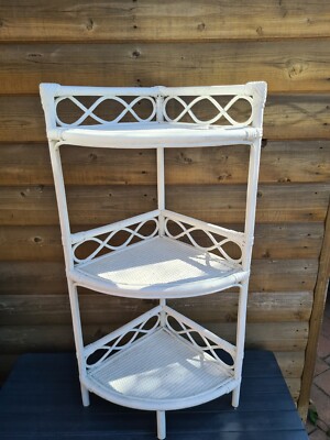 FAB VINTAGE WEISS STOCK BAMBUS GESCHWUNGEN ECKVITRINE REGAL TIKI BOHO
