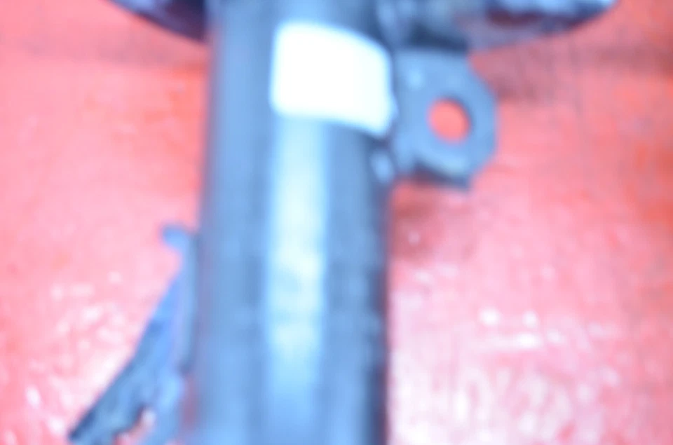 JUEGO AMORTIGUADOR PUNTAL DELANTERO DERECHO/IZQUIERDO NISSAN SENTRA 13-19 OEM Foto 3 de 4