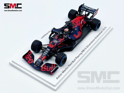 1:43 Spark Red Bull F1 RB15 33 Max Verstappen Silverstone Circuit Shakedown 2019 - Foto 3 di 9