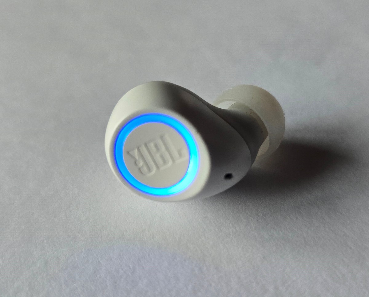 ヘッドホン JBL FREE X WHITE JBL Free X(フリーエックス) : JBL/Bluetoothイヤホン,完全
