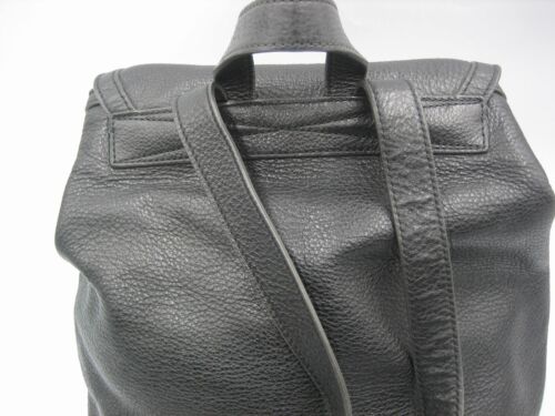 Mochila MARC BY MARC JACOBS de cuero granulado negro - Imagen 6 de 12