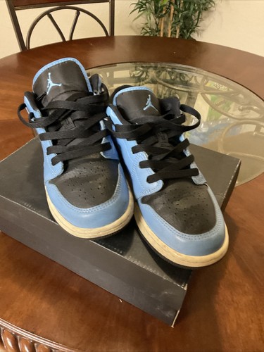 Nike Air Jordan 1 Low (GS) Youth 4.5 Shoes Black University Blue New Worn Twice - Picture 9 of 17