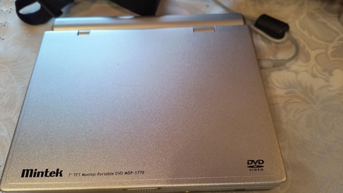 MINTEK Portable DVD Player MDP-1770 7" Screen Tested Working Cables & Case Incl - Picture 12 of 18