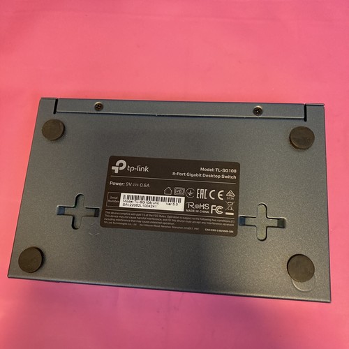 TP-LINK TL-SG108 8-Port Switch 10/100/1000Mbps Switch + power adapter - Picture 4 of 4