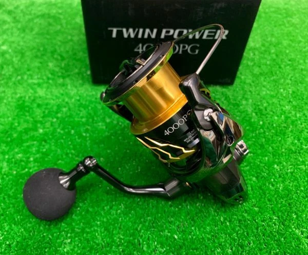 Shimano 20 Twin Power 4000PG Spining Reel Gear Rate 4.4 From Japan