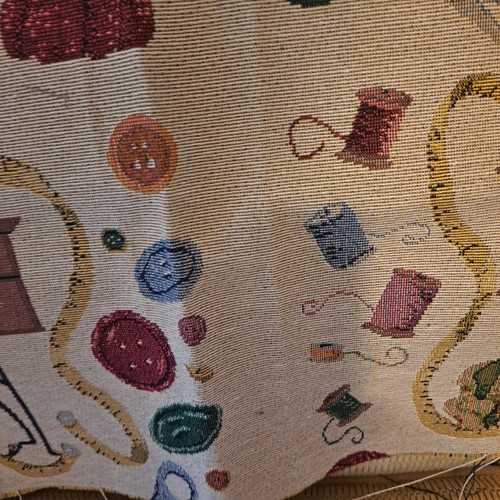 Sewing Machine Tapestry Fabric, 3 Panels, Super Cute! - Picture 9 of 10
