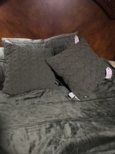 My Texas House Monte 20" x 20" Green Chenille Cable Knit Decorative Pillow