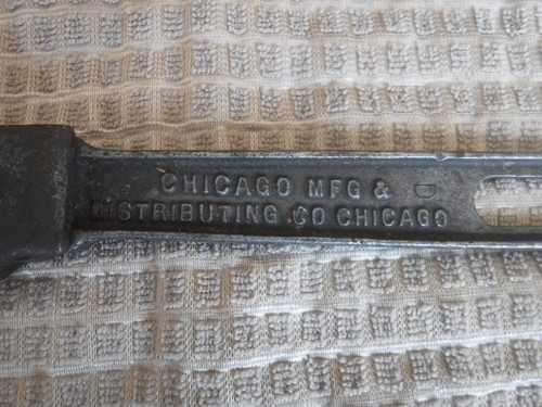 Two Chicago MFG & Distributing Co Chicago Rachet and Socket . with 5/8 socket - Picture 4 of 11
