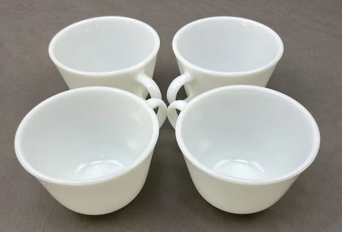 Vintage White Milk Glass Pyrex Tea Coffee Cups, Set of 4.