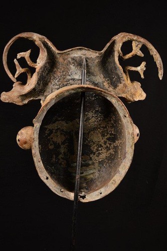 21639 Bronce: Una máscara de casco africana primitiva Bamileke Camerún - Imagen 10 de 11