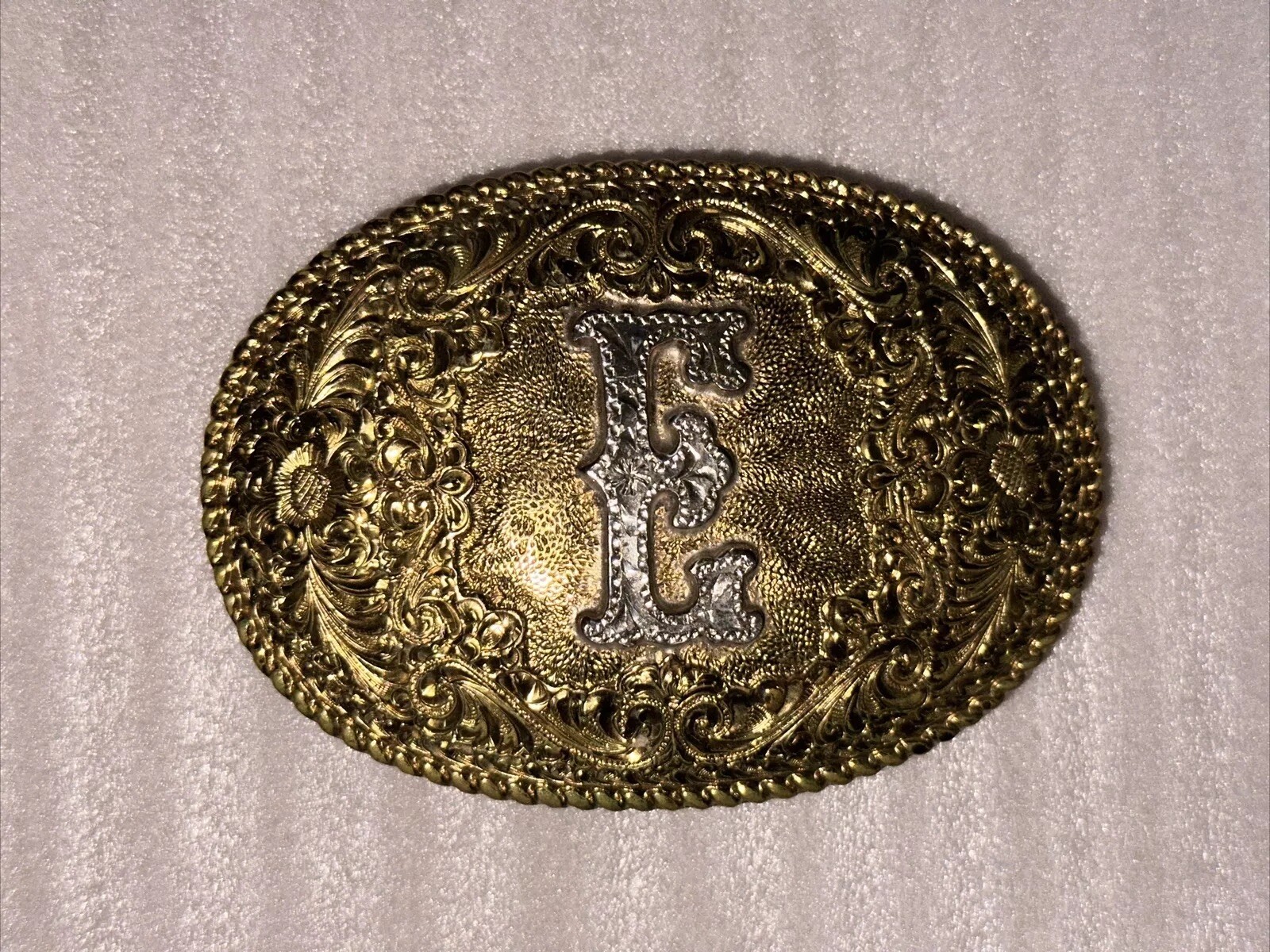 Picture 2 of 4