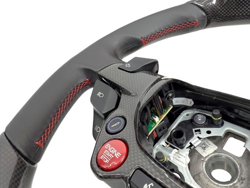 FERRARI PORTOFINO M CARBON + LED STEERING WHEEL BLACK/ RED STITCHING 770680 - Picture 3 of 9