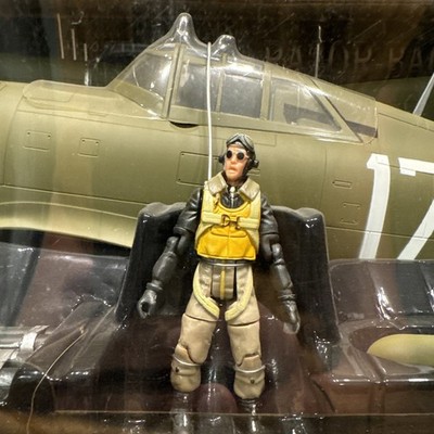 21st センチュリートイズ    1/18 P-47D サンダーボルト 1:18 21ST CENTURY TOYS P-47 THUNDERBOLT BUBBLETOP EILEEN