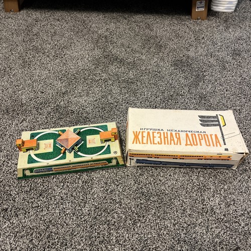 Vtg Russian Wind up Mini Train Track toy Aopota Tin Litho 50s Metal Moving Box