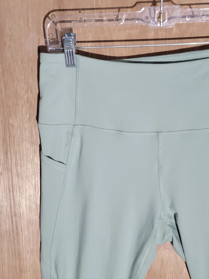 Leggings capri verdes RBX para mujer talla L cintura alta elásticos ropa deportiva Foto 2 de 4