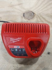 Milwaukee M12 Battery Charger 