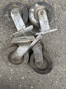 giles gbf-50 fryer caster set