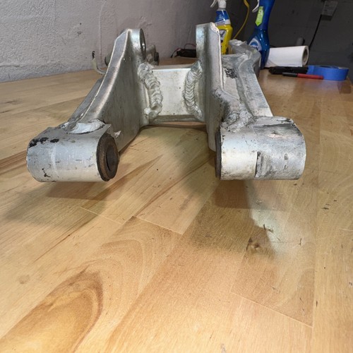 SUZUKI RM 250 1988 Rear Swingarm/Rear Swinging Arm - Bild 5 von 17
