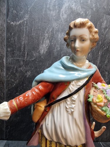 ANTIQUE DRESDEN SAXONY PORCELAIN 11" MALE FIGURINE with DOG, CARL THIEME - Picture 6 of 13
