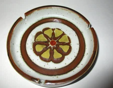 Otagiri 1970's Vintage Stoneware Pottery Ashtray 5" Width