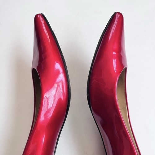 Stuart Weitzman Red Patent Leather Kitten Heel Pumps Size 9 - Picture 9 of 13