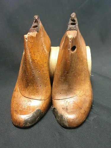 SEHR ALTE DAMENSCHUHE MIT ABSATZ METALLSOHLEN GR. 35 1/2 - Bild 3 von 9