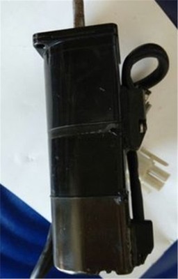 1Pc Used   Ac Servo Motor SGMAH-A5BAA2C si *uq
