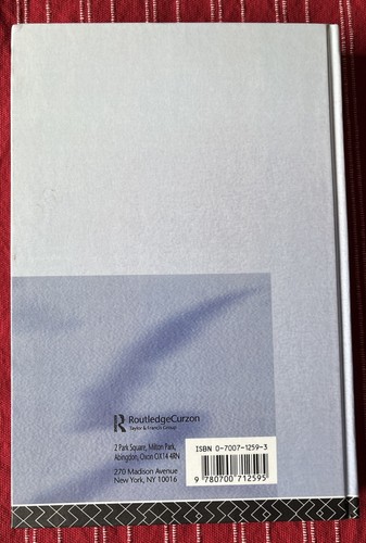 Madder Red: A History of Luxury and Trade (Caucasus World) - hardcover Chenc... - Picture 6 of 7