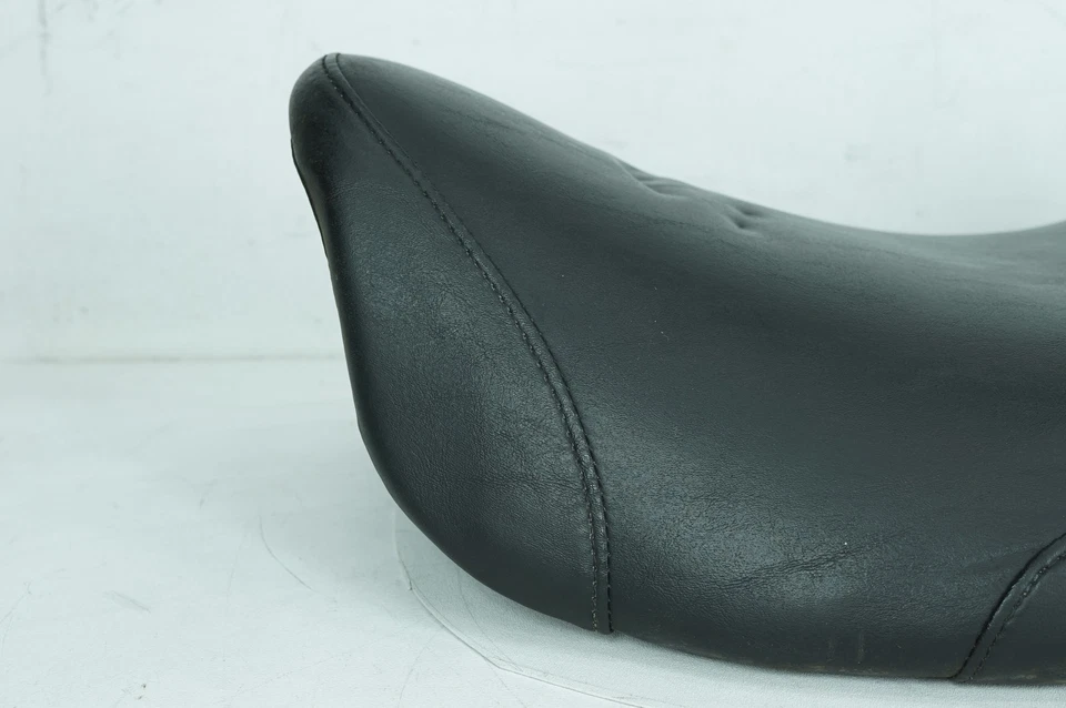 2002 Harley Touring FLHRI Road King OEM Rider Driver Solo Seat Pillion 52949-97A - Image 4 of 4