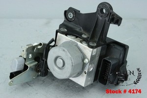 2018 Honda Goldwing Gl1800A ABS Pump Module Controller Unit + Mount VIDEO #4174