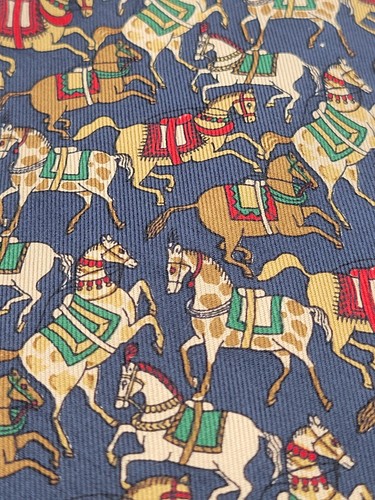 SALVATORE FERRAGAMO Silk Tie Navy w/ Saddled Polo Horses Print Design O240 - Imagen 4 de 6