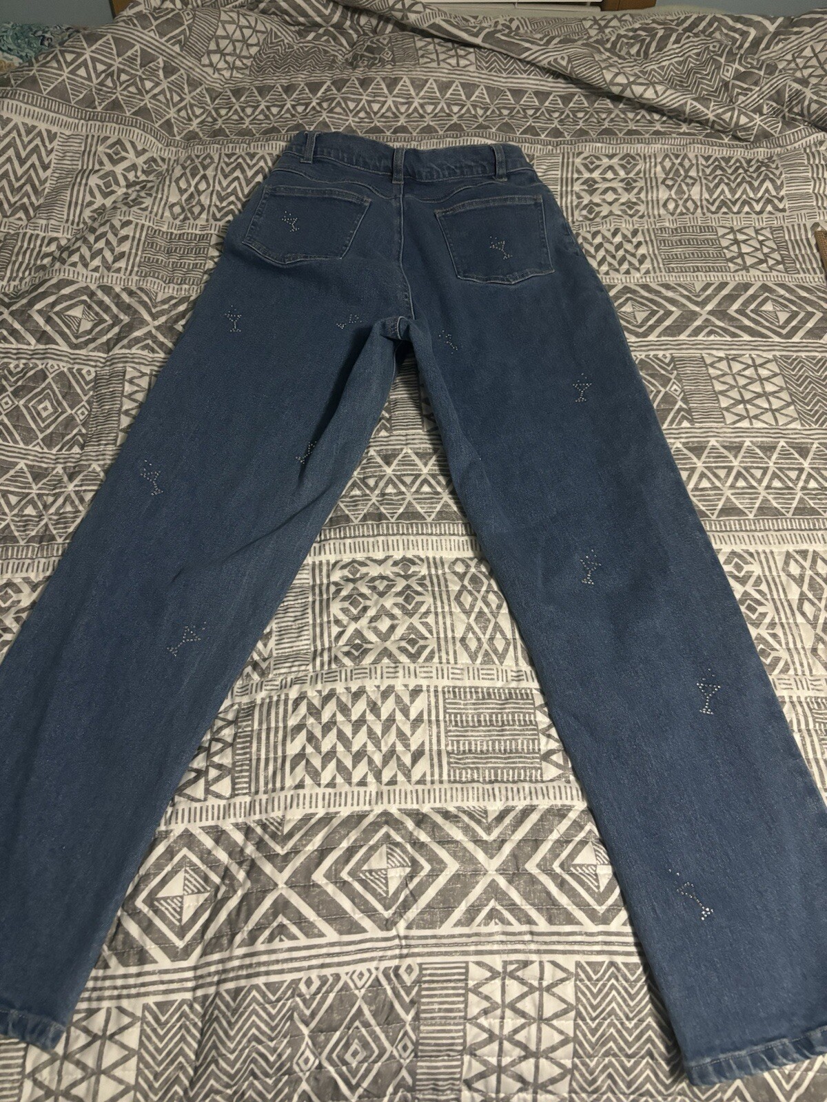 Picture 2 of 9