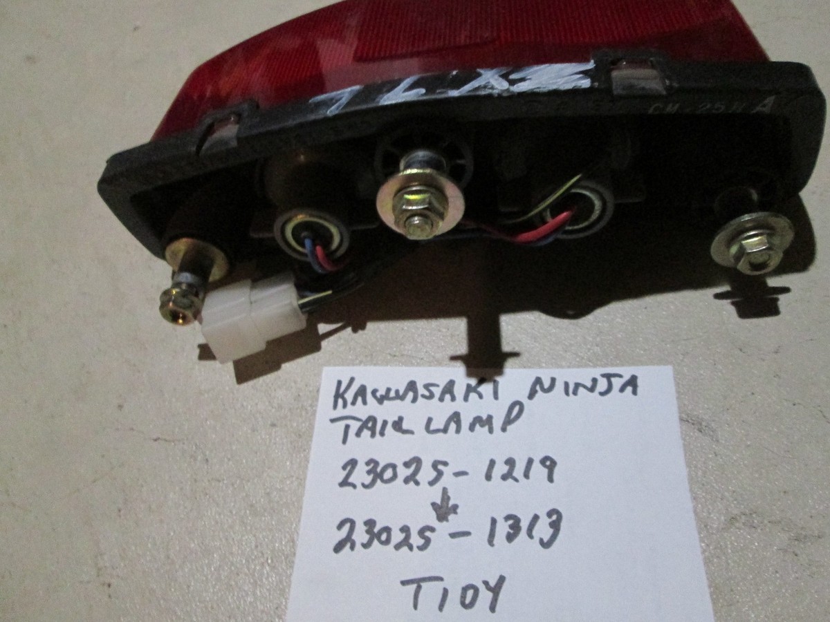 その他 Rai 1991- 1995 ZX7 / ZX-7R Ninja Tail lamp / light 23025-1219