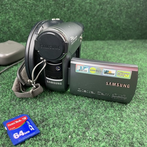 Samsung DVD Camcoder SC-DC173U 34x Optical Zoom With Memory Card Needs Charger - Picture 2 of 10