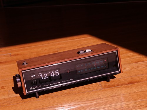 Sony Flip Clock Vintage Radio Alarm Space - Picture 15 of 24