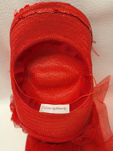 ELSIE MASSEY Red/Purple Derby Hat Tulle, Feathers, Beads With Red Lace Gloves - 第 5/8 張圖片