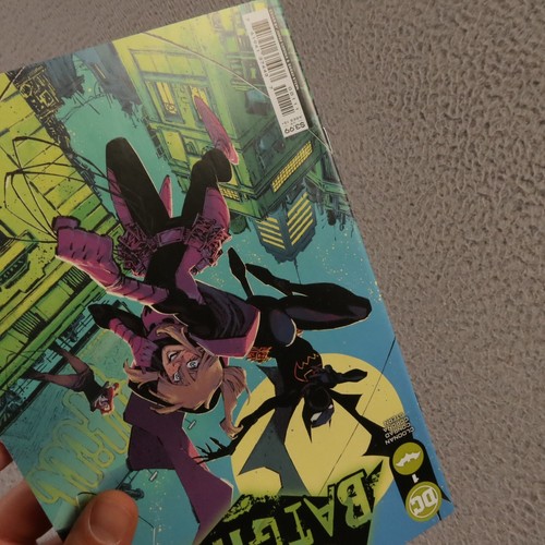 Batgirls #1 2021 1st App of Seer True Identity 1st Team App of the Saints DC NM - Bild 10 von 18