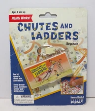 Chutes and Ladders Basic Fun #548-0 Hasbro 2002 Keychain Game In-Pack 030425WT