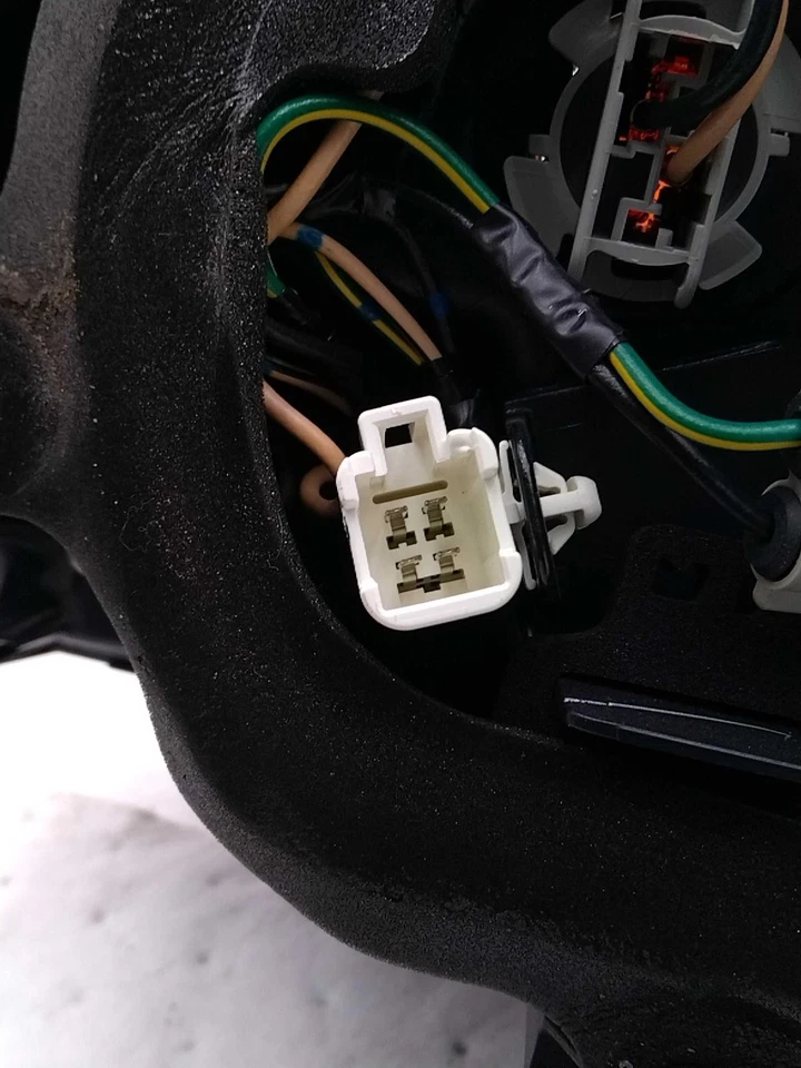 2015 Subaru Legacy Left Blue Tail Light Assembly OEM 506255, 120K Miles - Image 2 of 4