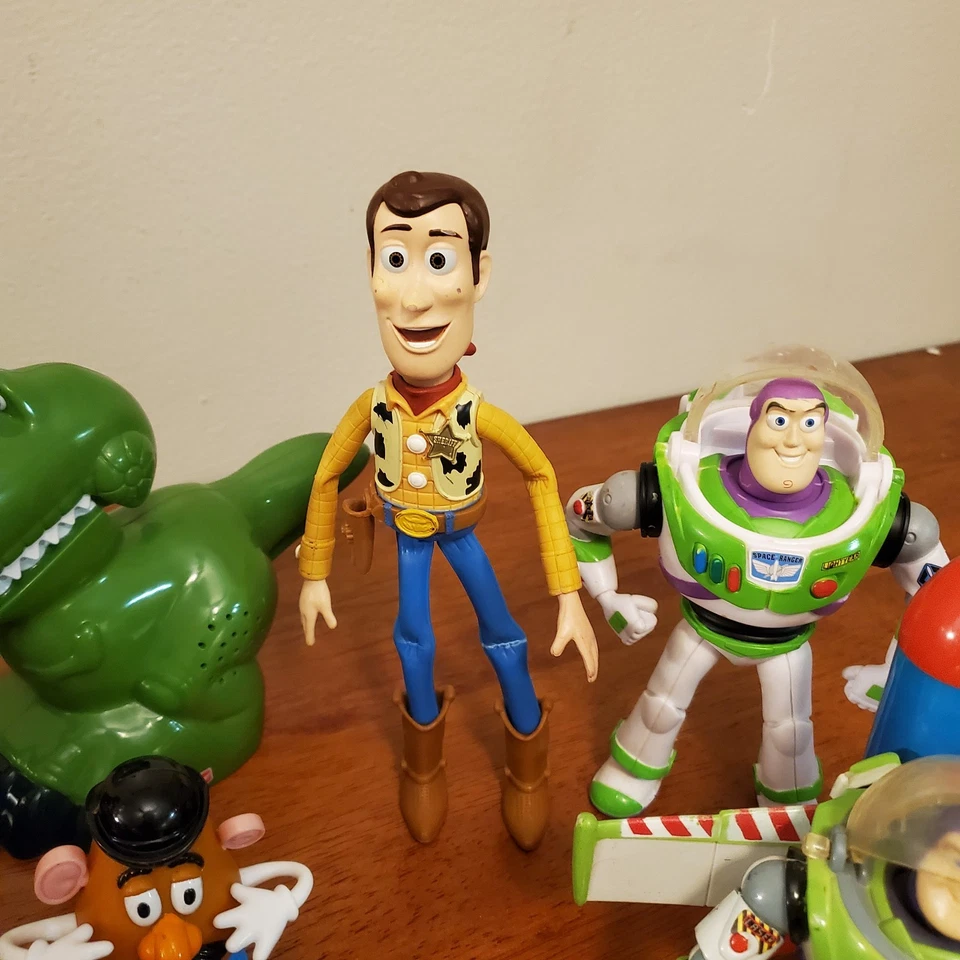 Lote de figuras Disney Pixar Toy Story colección Buzz Woody Jessie Thinkway RARO Foto 3 de 4