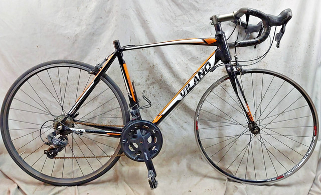 Vilano Shadow (Aluminum, Shimano STI Shifters)