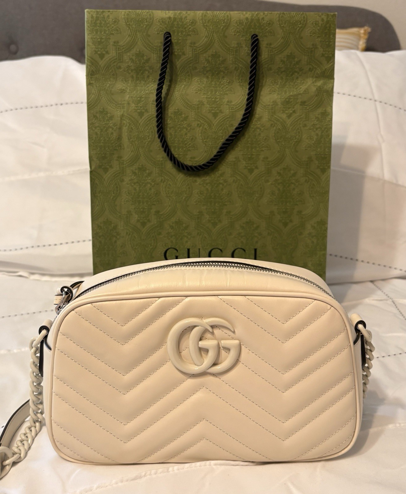 Gucci GG Marmont Small Matelassé Camera Bag Leather Off White