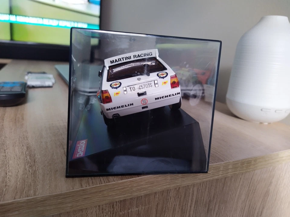 KYOSHO MINI-Z Lancia Delta Monte Carlo Rally MZX402M Gloss Coat ASC - Image 4 of 4