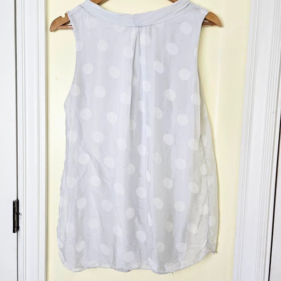 Regata Y2K 100% seda cinza branca bolinhas feita na Itália plissada artística tamanho M - Imagem 2 de 4